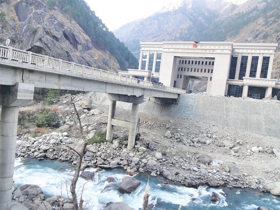 Landslide blocked Nepal and China Kerung boarder